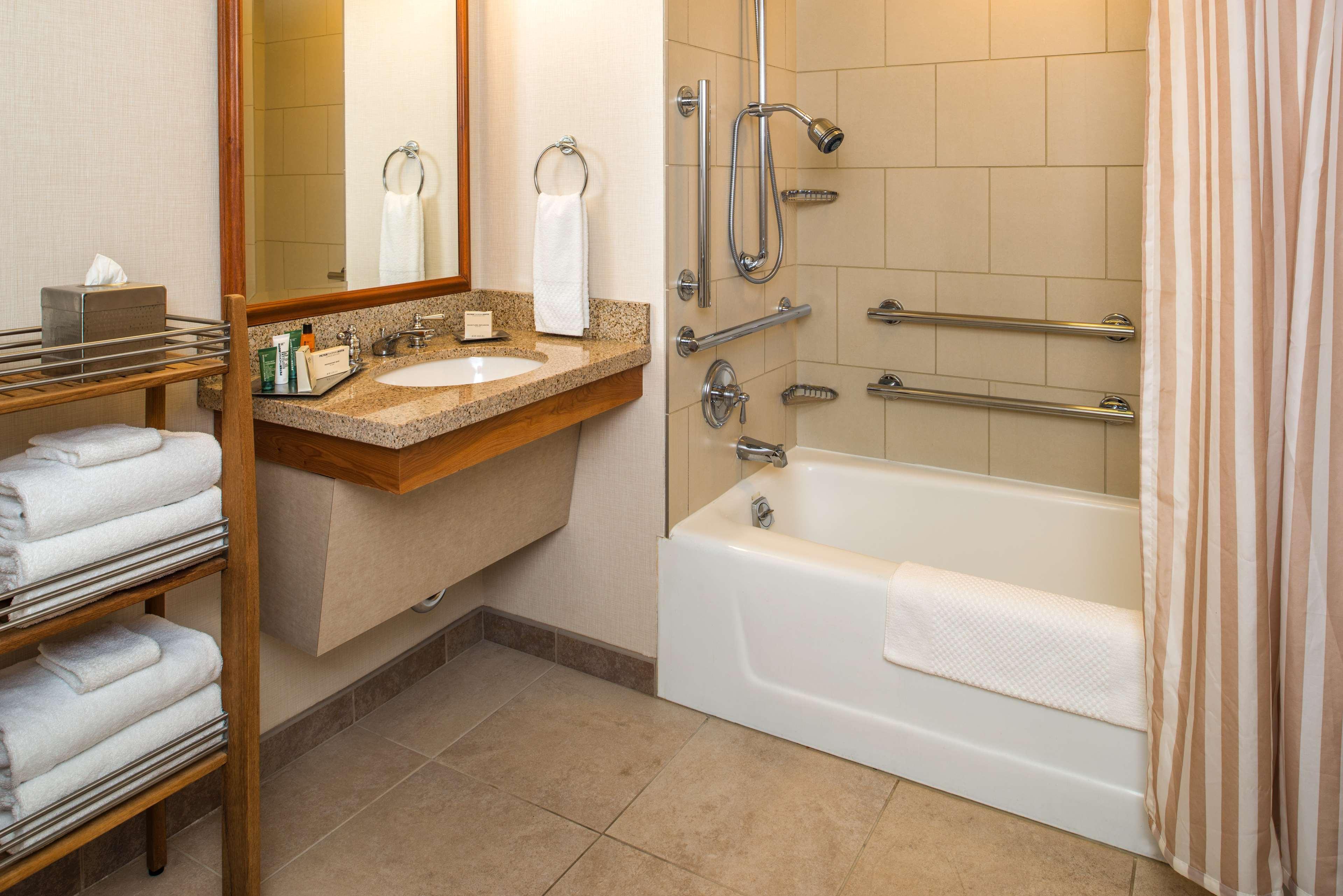 Hilton Seattle Airport & Conference Center 3* SeaTac